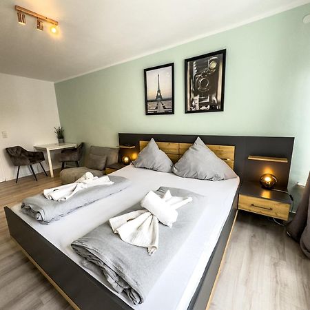 Apartment Fuer 3 Gaeste Mit Kostenlosen Parkplaetzen Und Lift 汉诺威 外观 照片