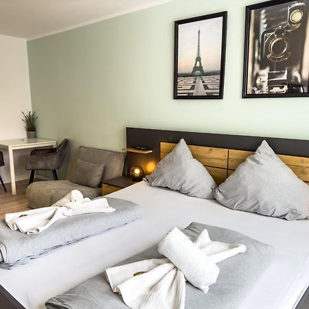 Apartment Fuer 3 Gaeste Mit Kostenlosen Parkplaetzen Und Lift 汉诺威 外观 照片