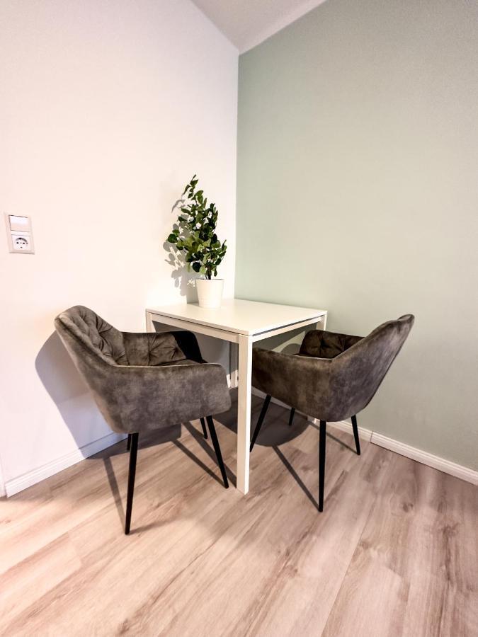 Apartment Fuer 3 Gaeste Mit Kostenlosen Parkplaetzen Und Lift 汉诺威 外观 照片